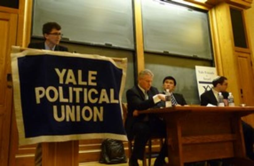 Yale Political Union votes against PA UN bid 311 (photo credit: Sam Greenberg)