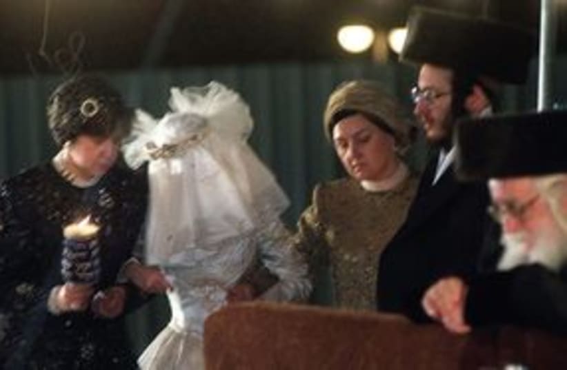 Hassidic bride with body covered 311 (R) (photo credit: REUTERS)