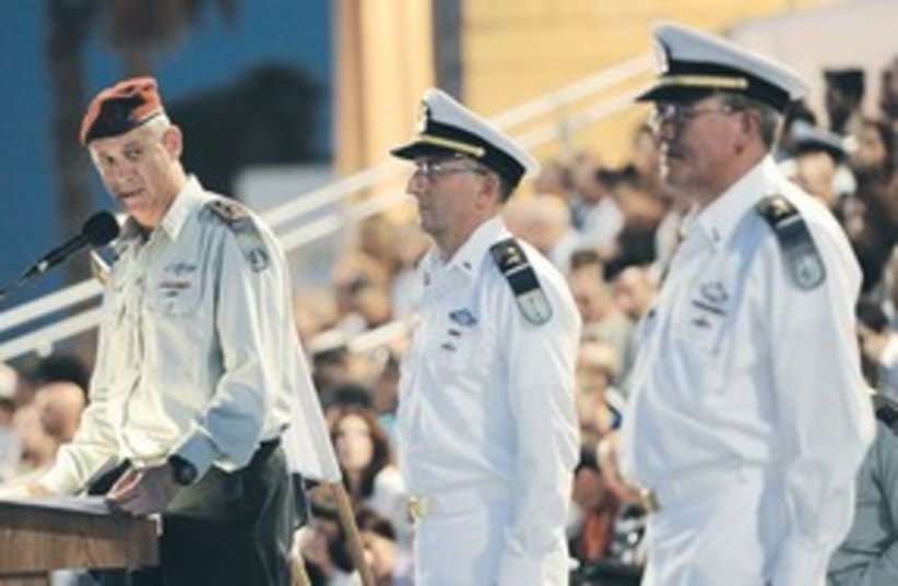 Gantz at Navy ceremony Haifa_311 (photo credit: IDF Spokesman's Office )