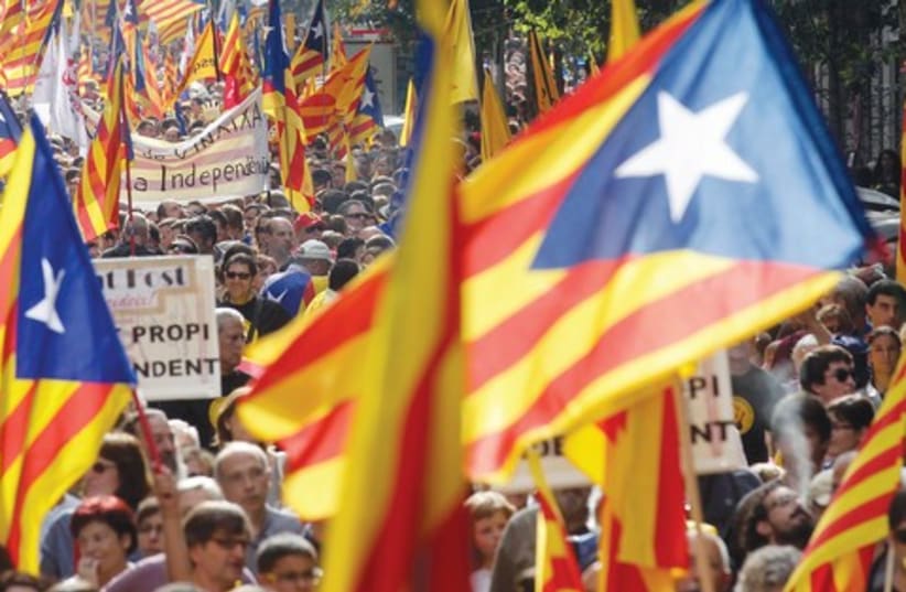 Catalan protesters 521 (photo credit: REUTERS)