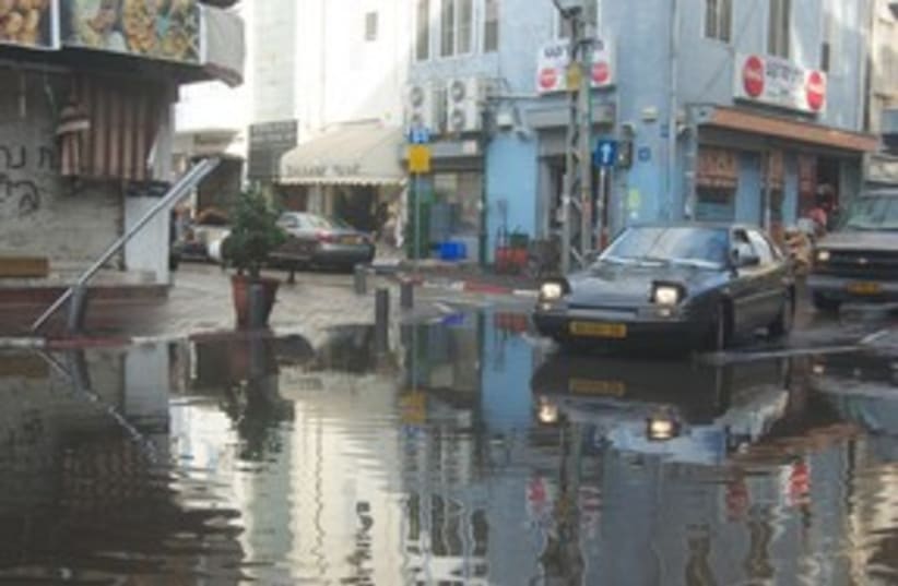 Flooded street Tel Aviv 311 (photo credit: JOANNA PARASZCZUK)