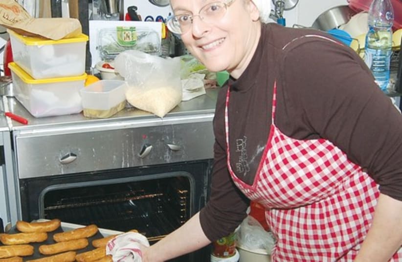 Mimi Sinai Sinelnikoff in kitchen 521 (photo credit: Barry A. Kaplan)
