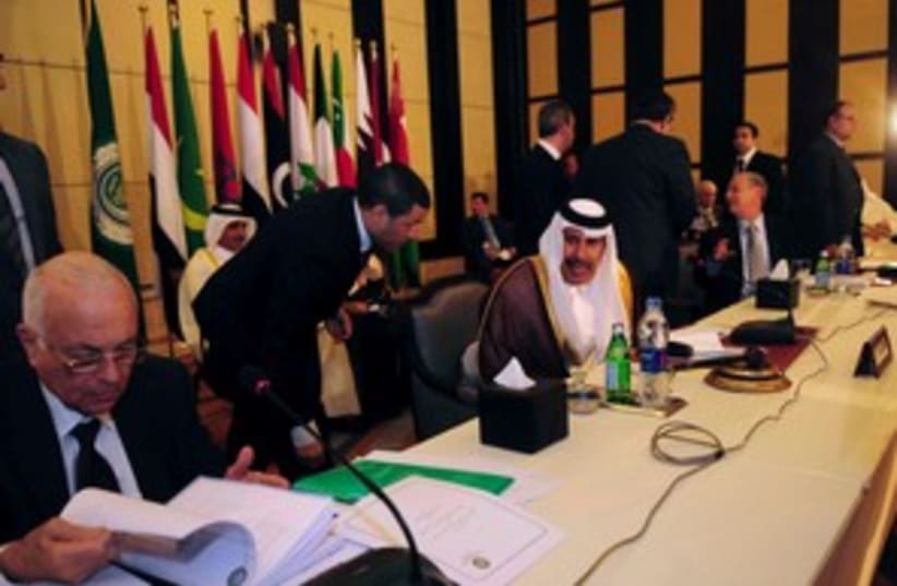 Qatar PM, talks to Arab League Secretary-General (R) 311 (photo credit: REUTERS/Stringer )