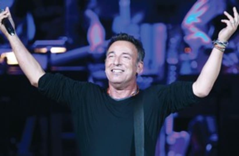 Bruce Springsteen 311 (photo credit: Lucas Jackson/Reuters)