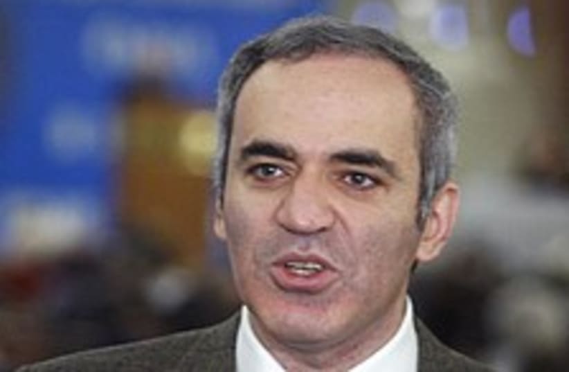 Garry Kasparov 224.88 (photo credit: AP)