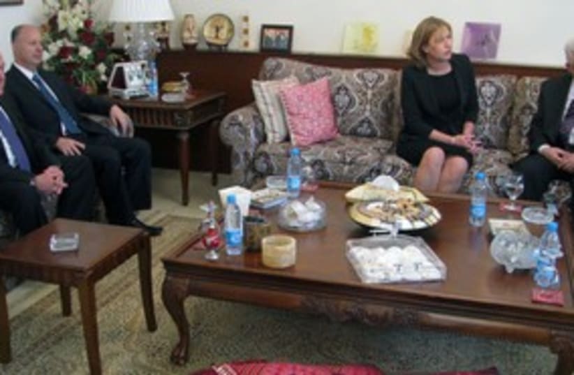 Livni Abbas meeting in Amman 311 (photo credit: Courtesy Kadima Spokesmans office)