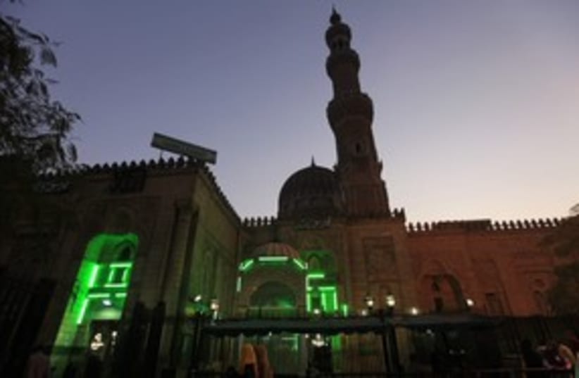 Sayyida Zainab mosque in Cairo 311 (photo credit: Reuters)