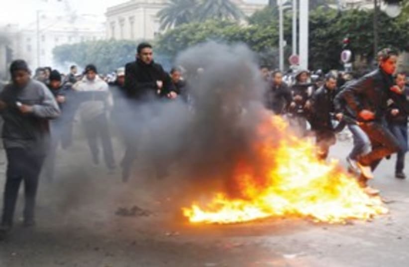 Tunisia protesters 311 (photo credit: Reuters)