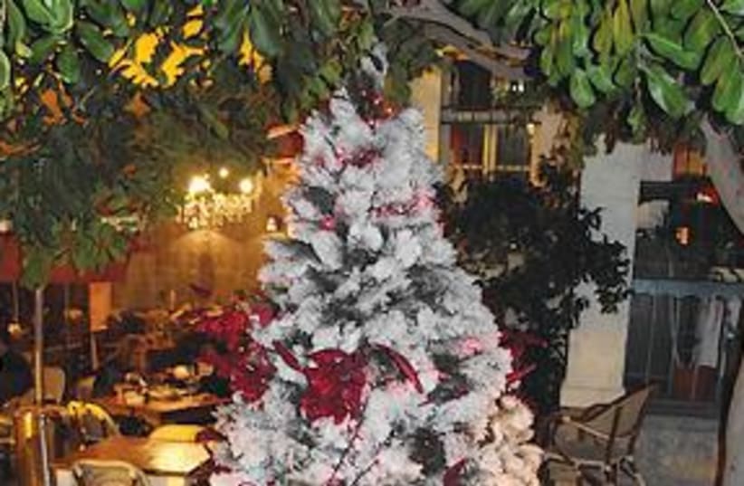Christmas tree 311 (photo credit: Creative commons)