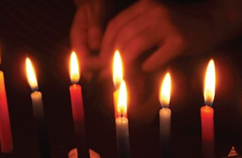 Hannuka Candles 311 (photo credit: Creative commons)
