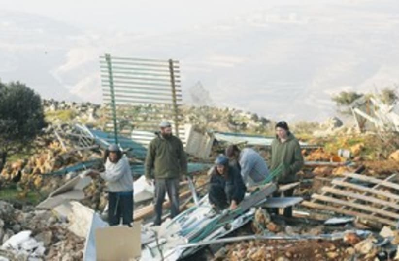 Mitzpe Yitzhar outpost 311 (photo credit: (Marc Israel Sellem/The Jerusalem Post))