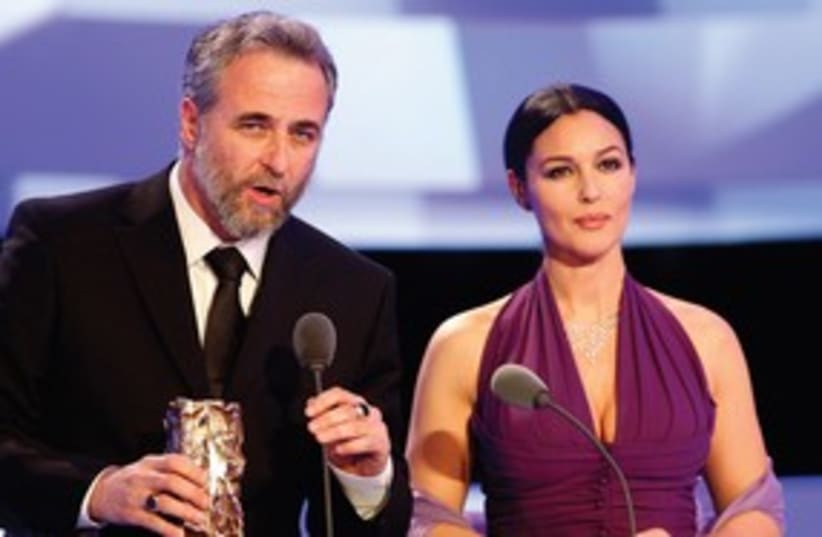 Ari Folman recieves the Cesar Award for Best Foreign Film  (photo credit: Reuters/Benoit Tessier)