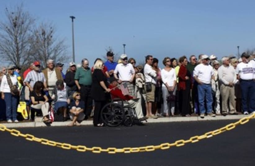 Republicans wait for Gingrich at rally in Florida_311 (photo credit: Reuters)
