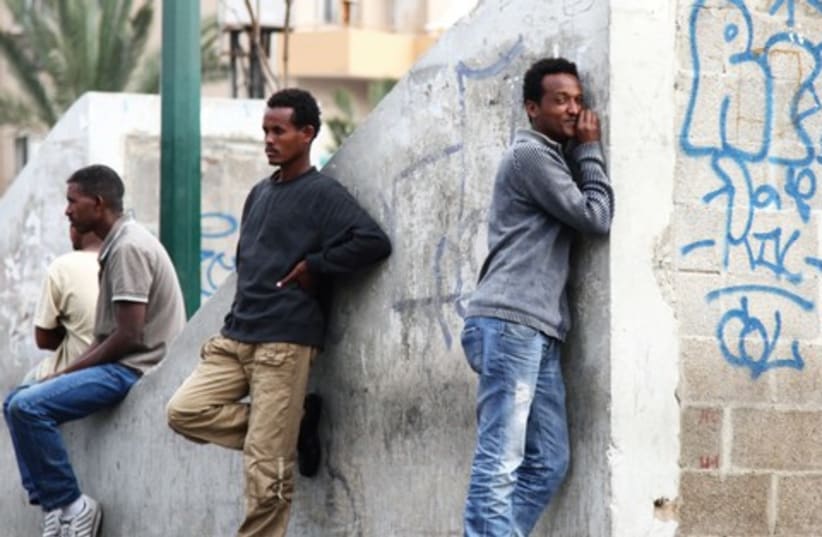 Sudanese and Eritrean refugees gather in Levinsky Park (photo credit: Courtesy )