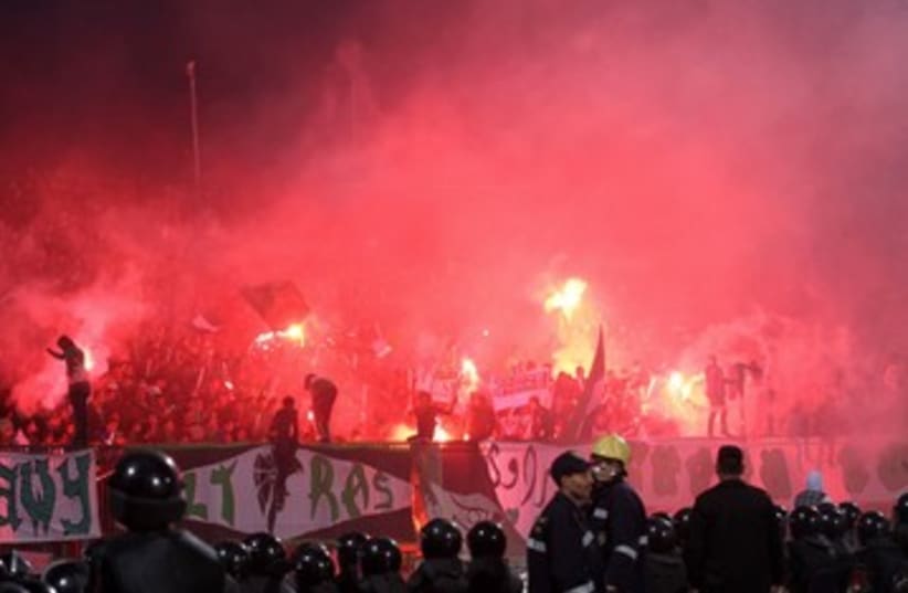 Egypt Soccer Violence 390 4 (photo credit: REUTERS)
