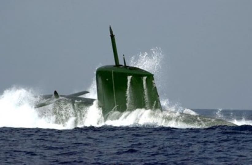 Israeli Navy Dolphin-class submarine 390 (R) (photo credit: REUTERS/Handout)
