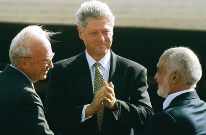 Clinton lauds Hussein, Rabin at peace treaty signing 521 (photo credit: REUTERS)