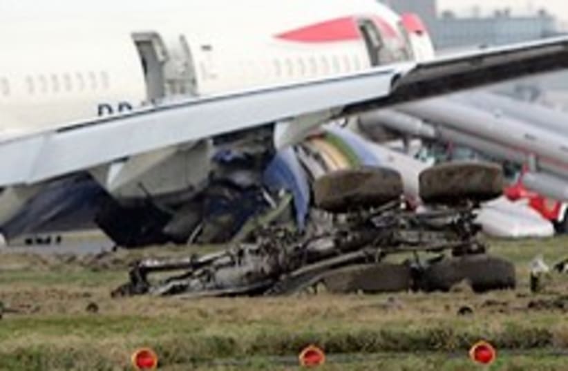 BA crash landing 224.88 (photo credit: AP)