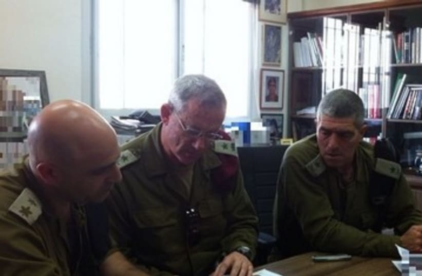 Gantz with other IDF officers 390 (photo credit: IDF Spokesman)