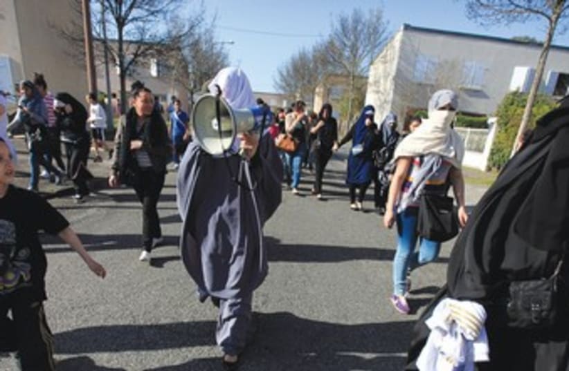 Islamist march in France (photo credit: Reuters)