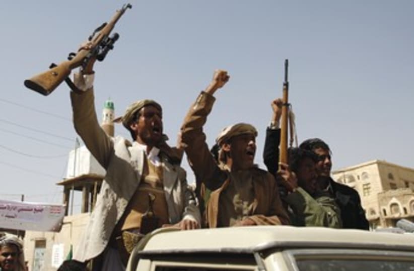HOUTHI SHI’ITE rebels in Yemen 370 (photo credit: Khaled Abdullah/Reuters)