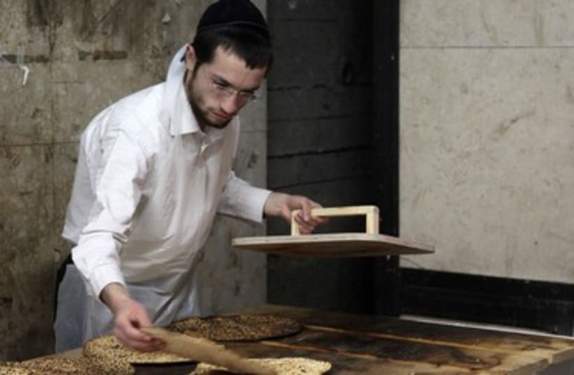 making matza 370 (photo credit: Marc Israel Sellem/The Jerusalem Post)