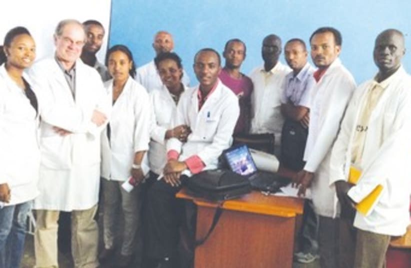ETHIOPIAN, Hadassah HEALTH officers (photo credit: Hadassah Medical Organization)