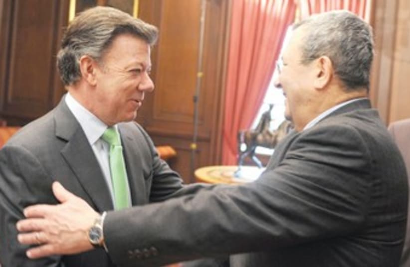 Barak with Colombian President Santos 370 (photo credit: REUTERS)