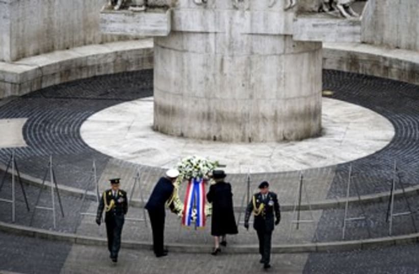 WWII memorial day in Amsterdam 370 (photo credit: REUTERS)