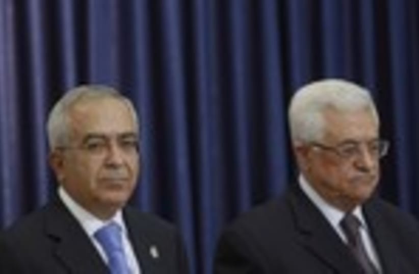PA President Abbas and PM Fayyad 370 (R) (photo credit: Fadi Arouri / Reuters)