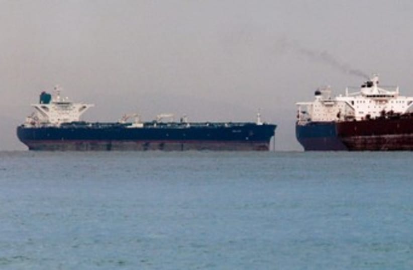 Oil tanker 370 (photo credit: REUTERS)
