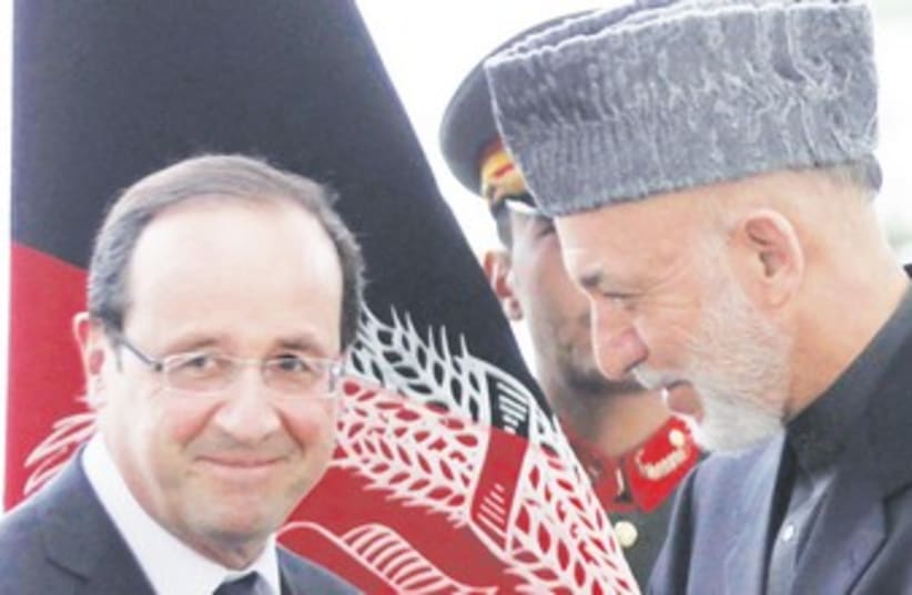 Hollande meets with his, Afghan counterpart, Hamid Karzai_37 (photo credit: Reuters)