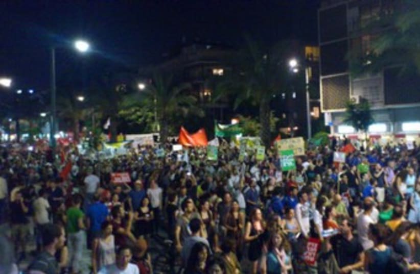 Tel Aviv social justice protest 370 (photo credit: Ben Hartman)
