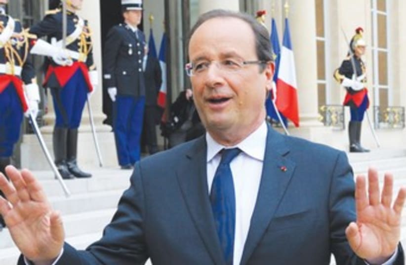 FRENCH PRESIDENT François Hollande 370 (photo credit: REUTERS)