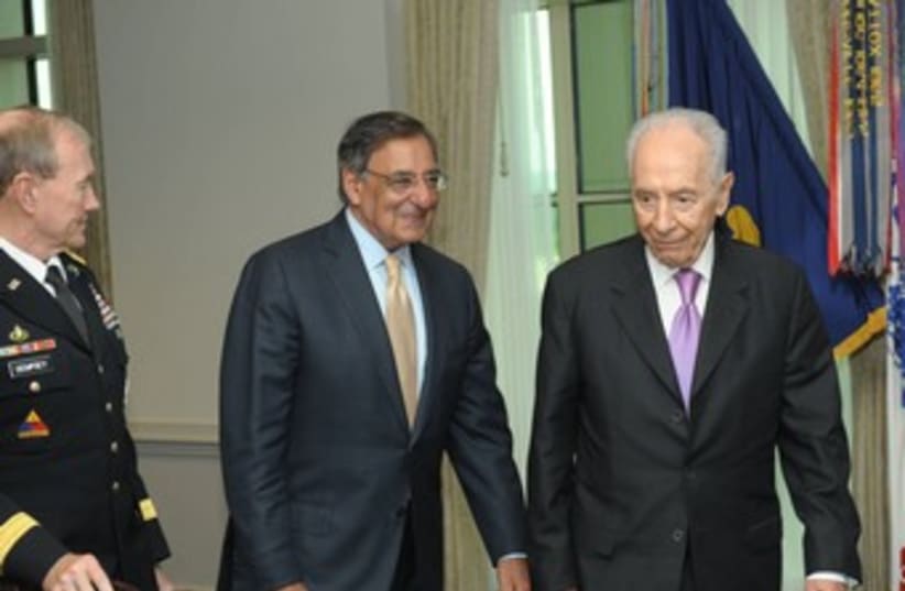 Peres and Panetta 370 (photo credit: Amos Ben Gershom/ GPO)