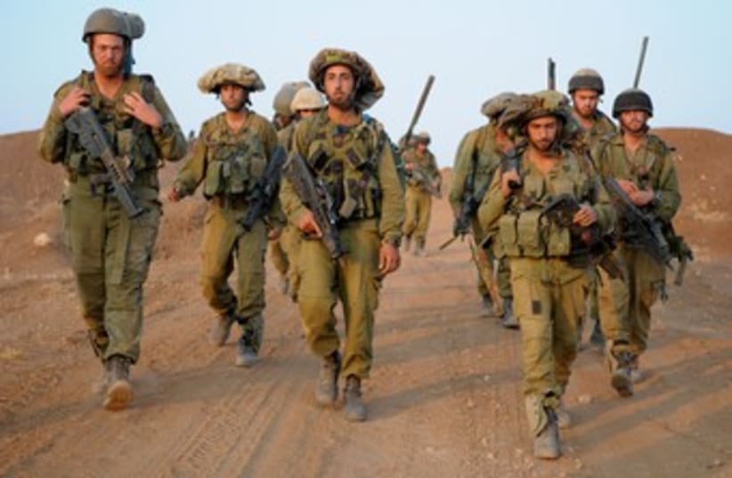 Givati drill (photo credit: IDF Spokesman's Office)