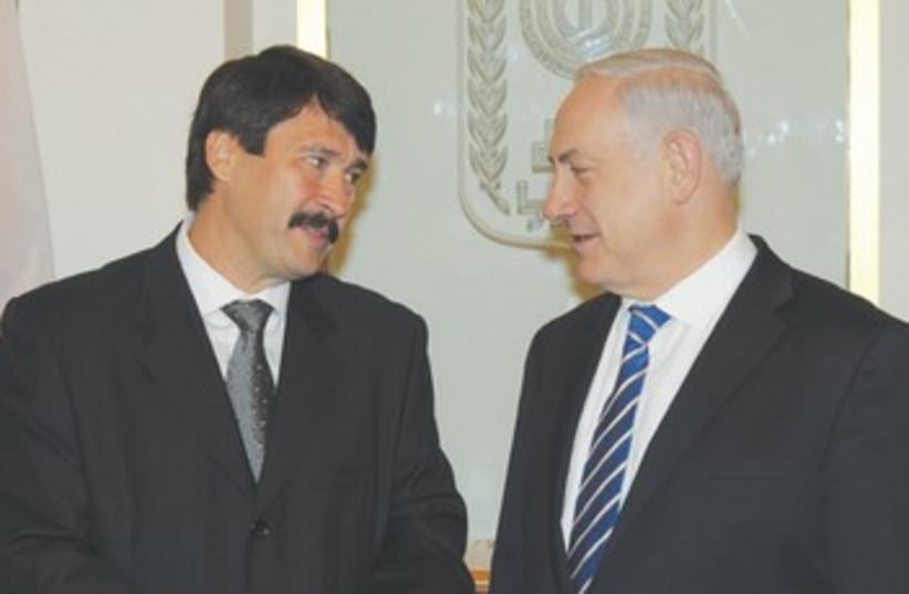 HUNGARIAN PRESIDENT Janos Adler meets with Netanyahu 370 (photo credit: GPO)