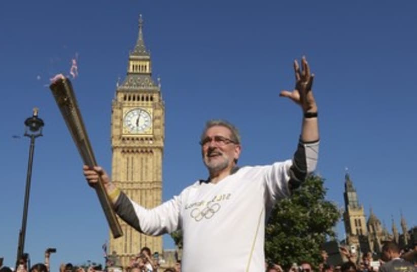 Olympic Flame in front of Big Ben 370 (photo credit: REUTERS)