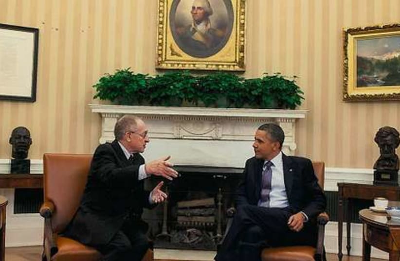Dershowitz with Obama in oval office (photo credit: Courtesy)