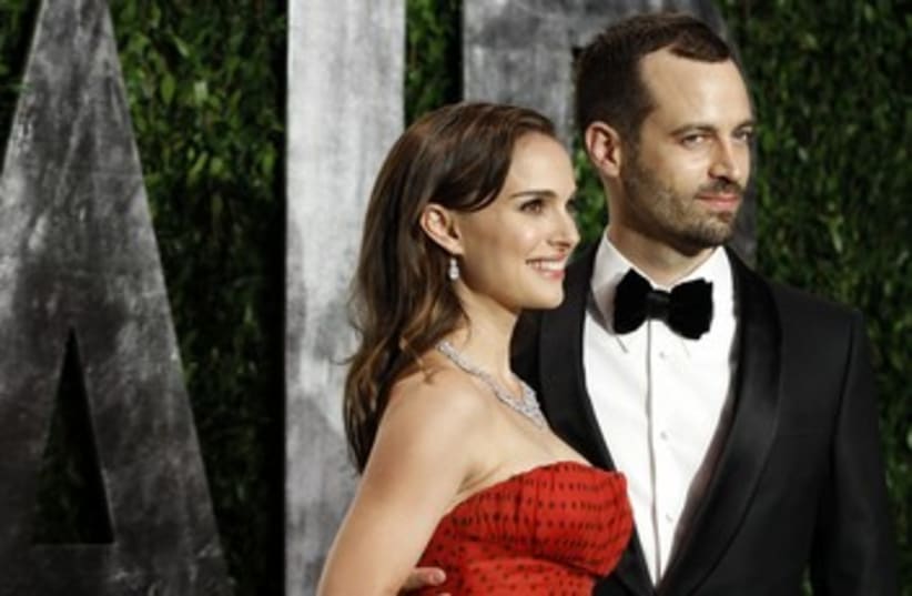 Actress Portman and her fiance Millepied 370 (photo credit: Danny Moloshok / Reuters)