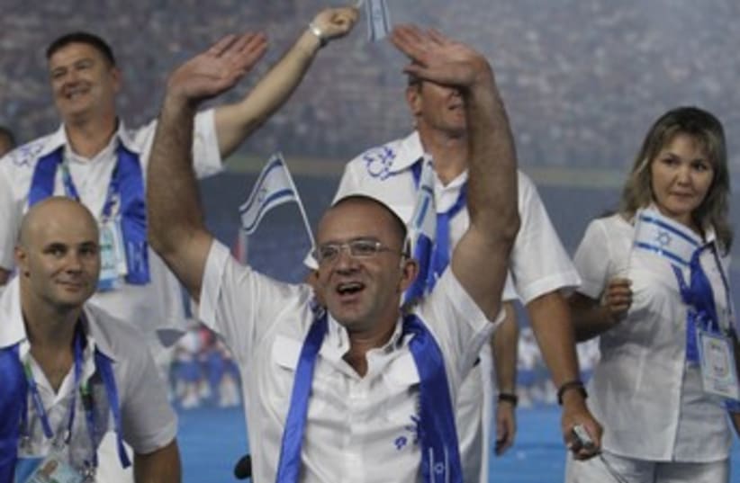 Athletes from Israel's Paralympic team 370 (photo credit: REUTERS/David Gray)