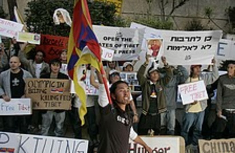 Tibet protest TA 224.88 (photo credit: AP)