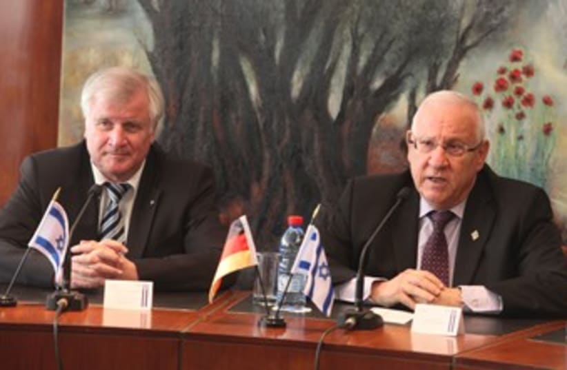 Reuven Rivlin with German counterpart Horst Seehofer 370 (photo credit: Itzik Harari / Knesset Spokesman)
