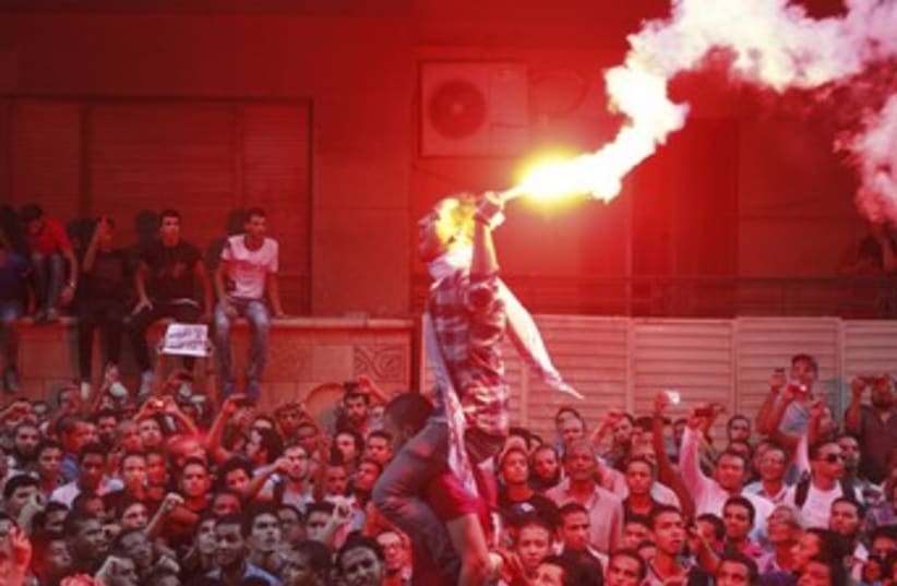 Protesters in front of the US embassy in Cairo 370 (photo credit: REUTERS)