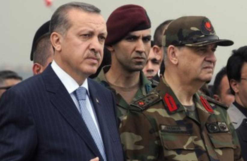 Turkish PM Erdogan with Chief General Basbug 370 (R) (photo credit: reuters)