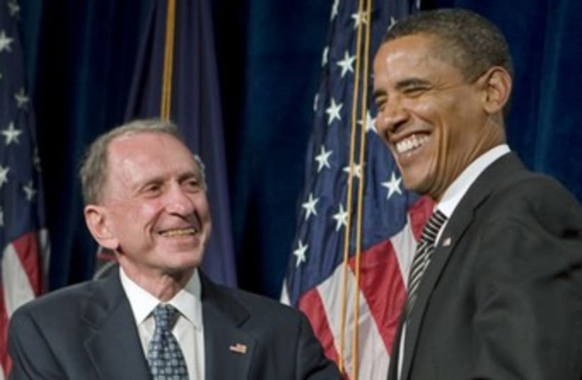 Arlen Specter, Barack Obama 370 (photo credit: REUTERS/Larry Downing)