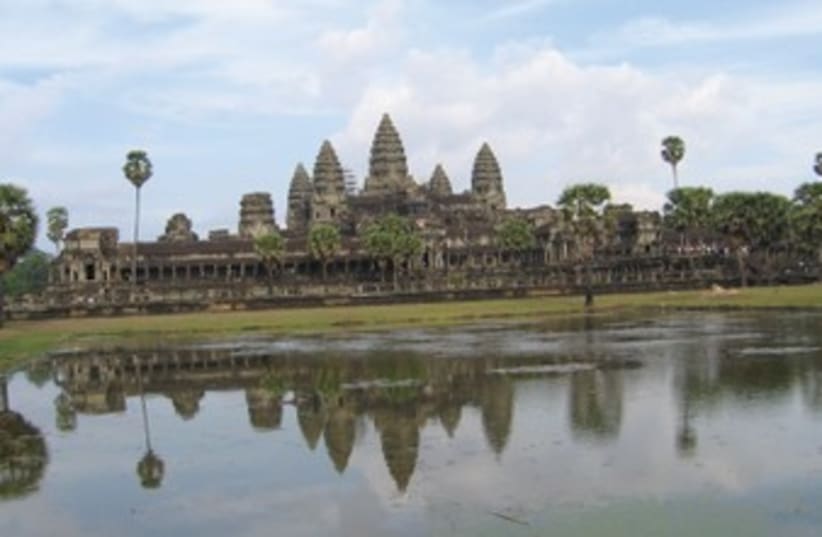Angkor Wat 370 (photo credit: BEN G. Frank)