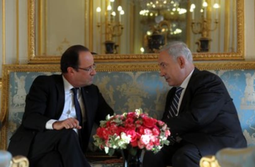 Netanyahu and Hollande (photo credit: Courtesy Government Press Office)