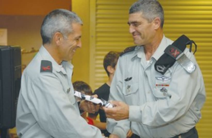 Maj.-Gen. Tal Russo appoints Brig.-Gen. Micky Edelstein (photo credit: IDF Spokesman’s Office)