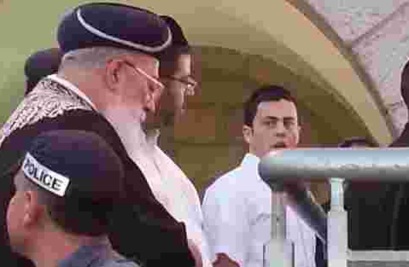 Chief Rabbi Amar at kotel (photo credit: Deborah Danan)